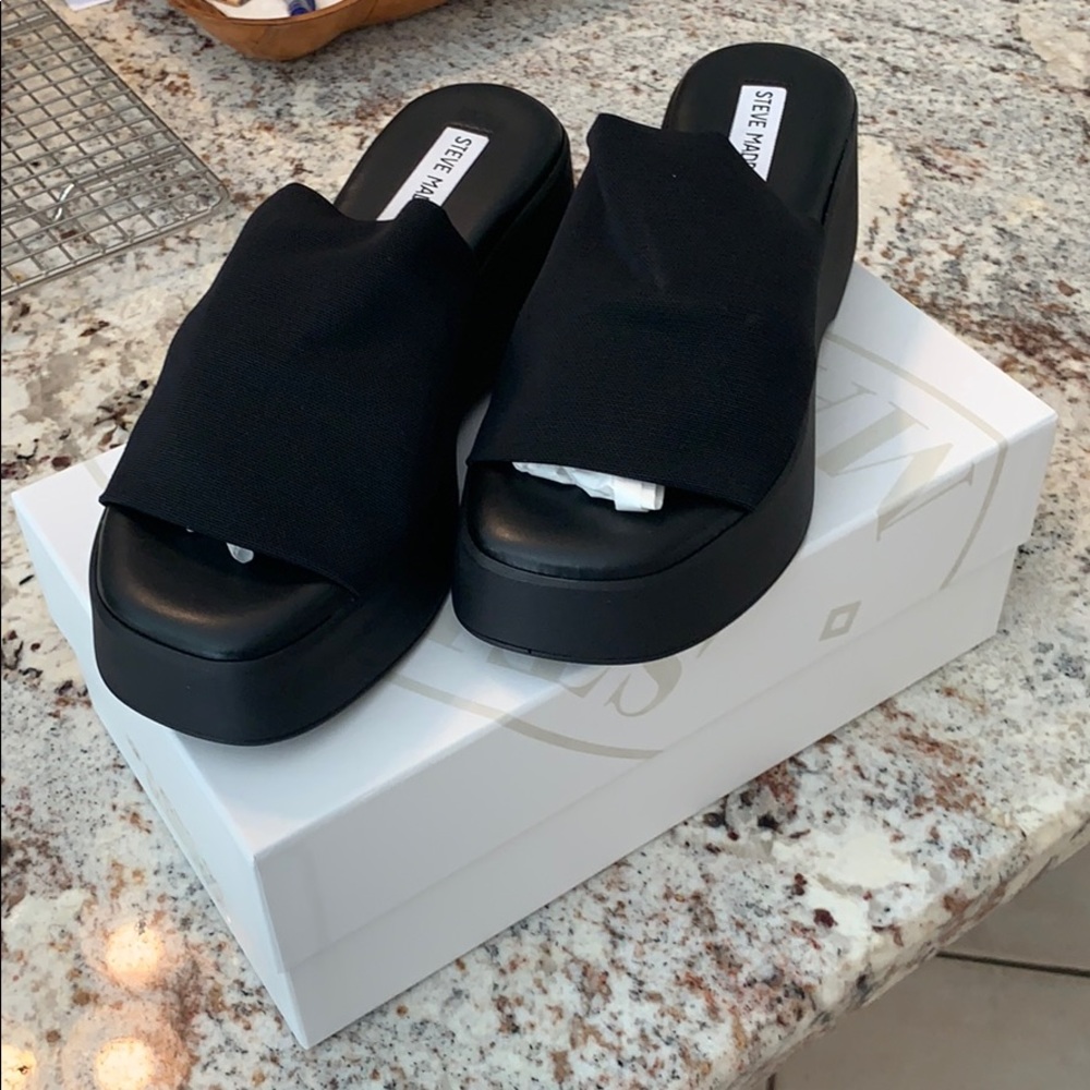 SLINKY30 BLACK - Steve Madden NWT